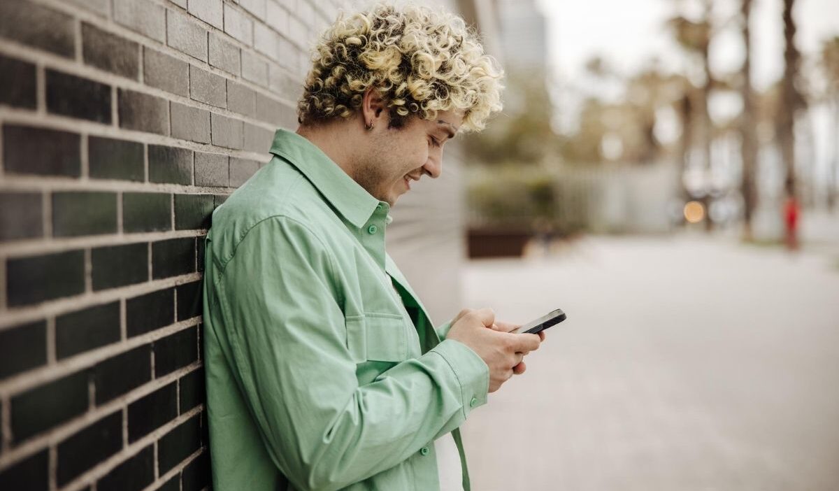 how to get a free government iphone