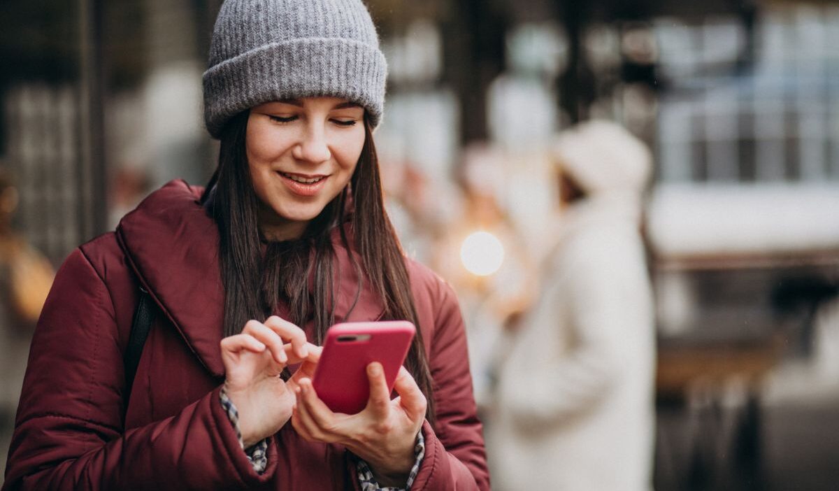 how do i replace my free government phone