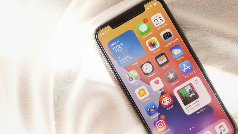 how-to-lock-screen-on-iphone-from-touch-1
