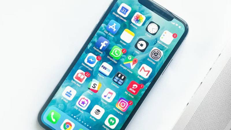 how-to-set-different-wallpaper-on-lock-screen-and-home-screen-iphone-1