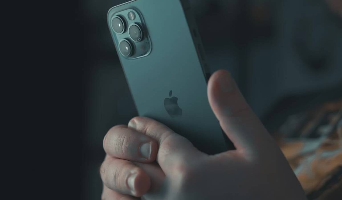 how-to-turn-off-iphone-without-screen