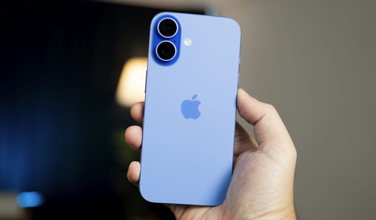 how to turn off iphone 16