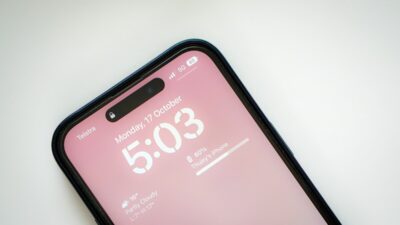 how to unblock a number on iphone