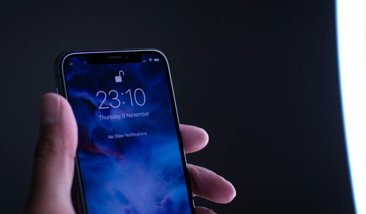 how to unlock iphone