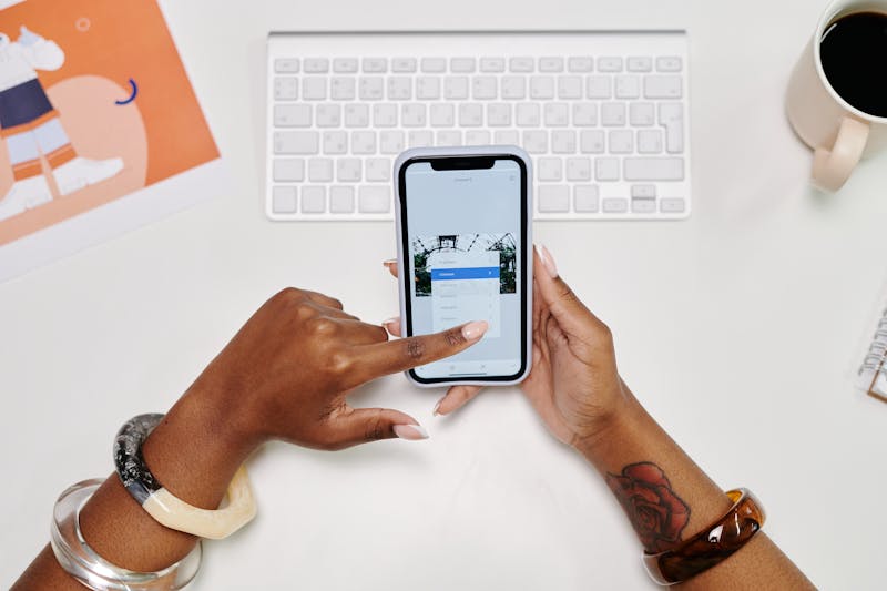 how to add sticker to photo iphone