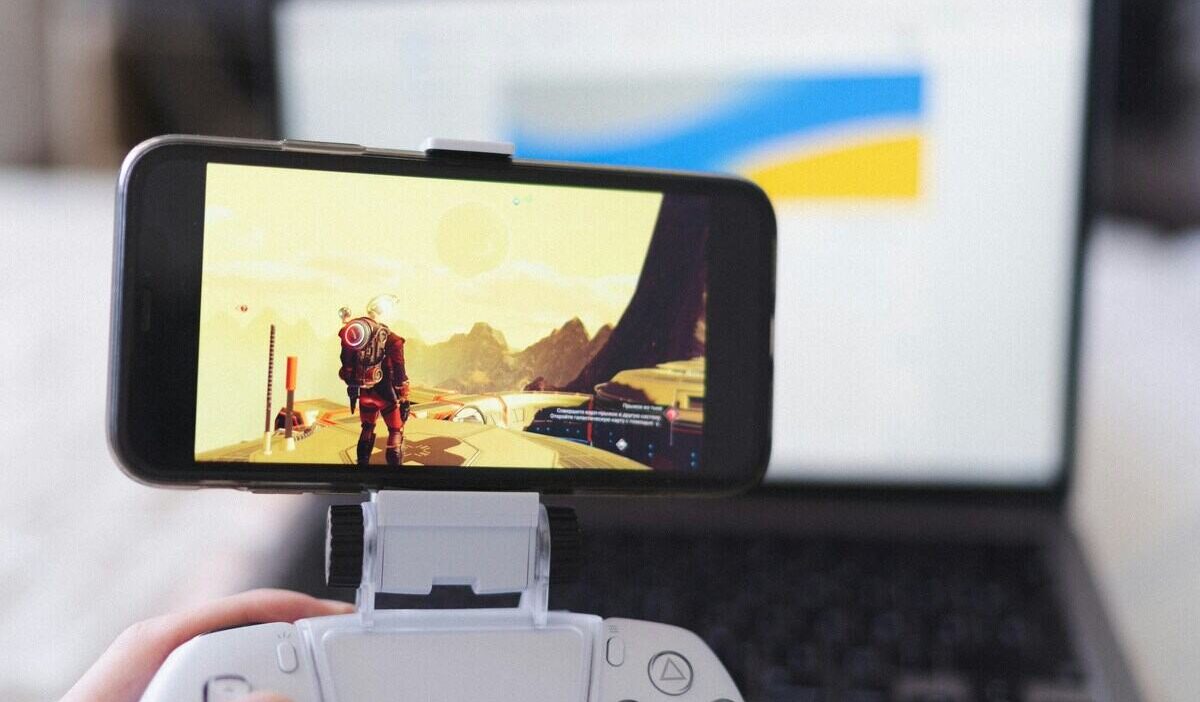 how to connect ps5 controller to iphone