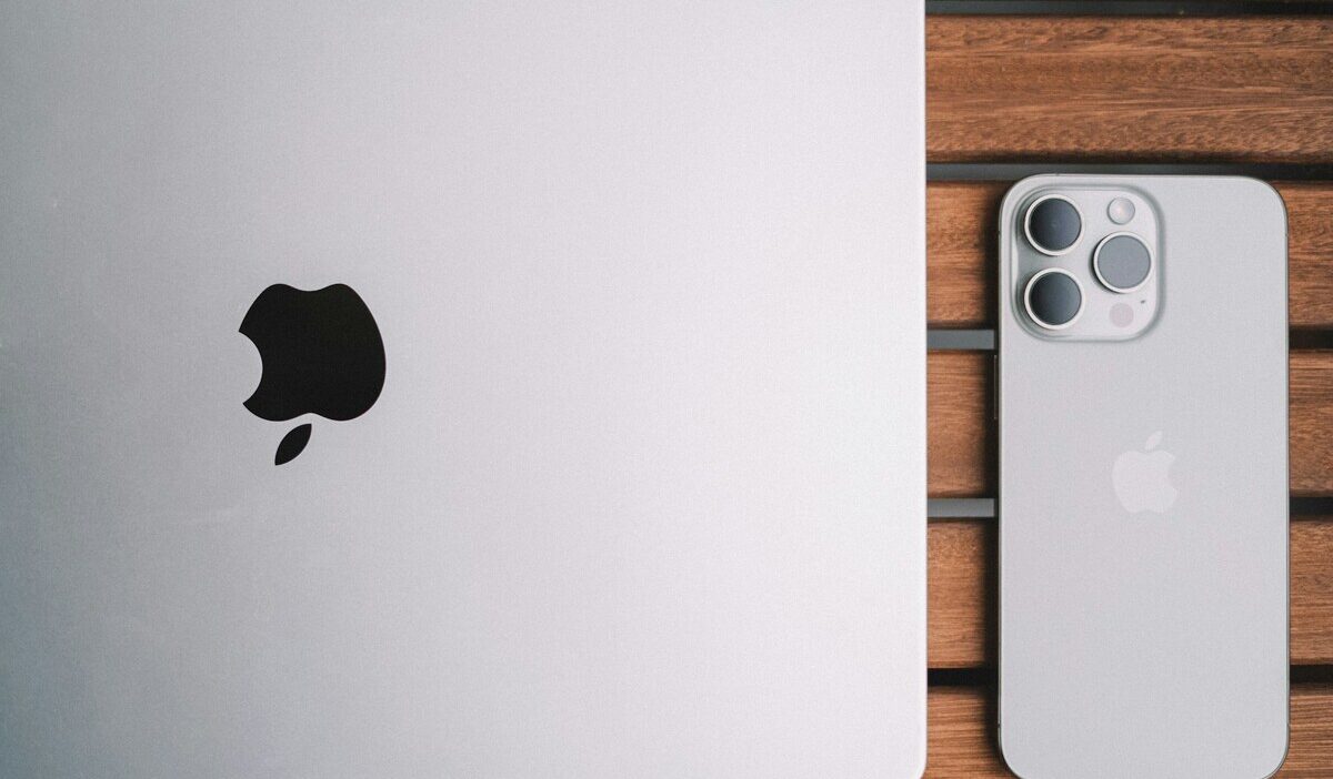 how to free up space on iphone
