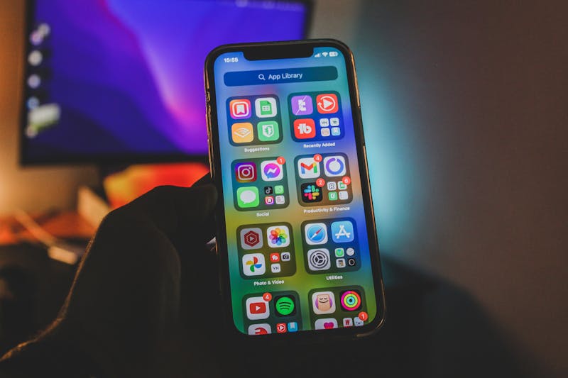 How to hide apps on iPhone without deleting them 