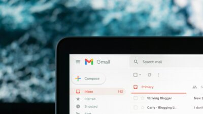how to set up voicemail