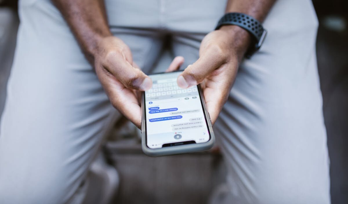 how-to-tell-if-someone-read-your-text-on-iphone