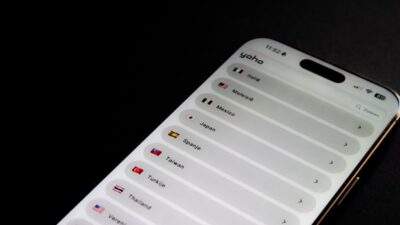 how to change country on iphone