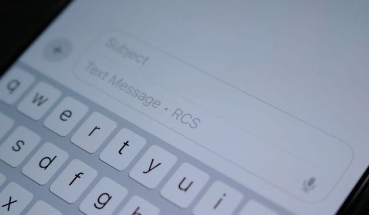 how to turn off rcs on iphone