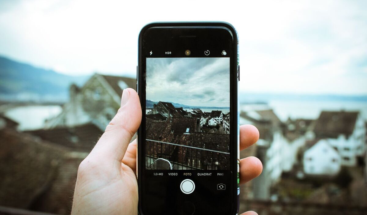how to find hidden photos on iphone