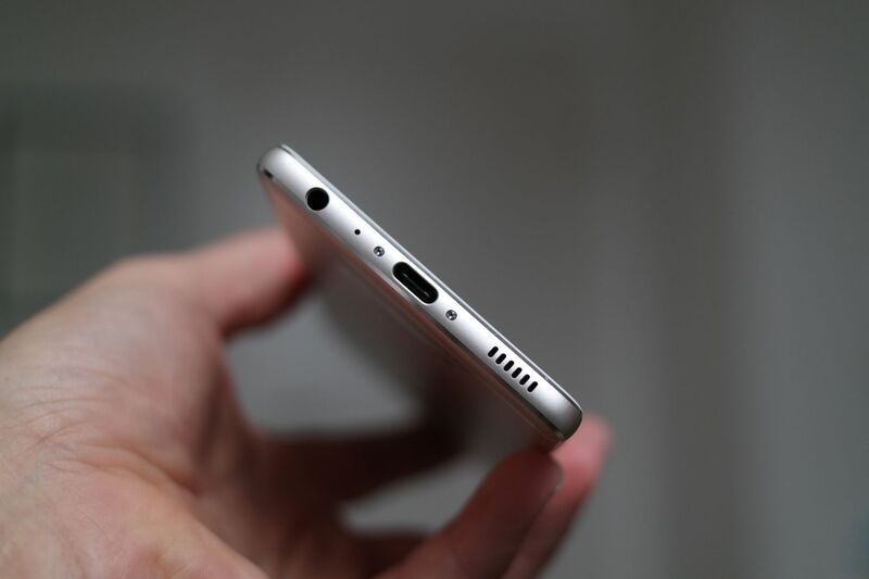 How to get water out of charging port safely?
