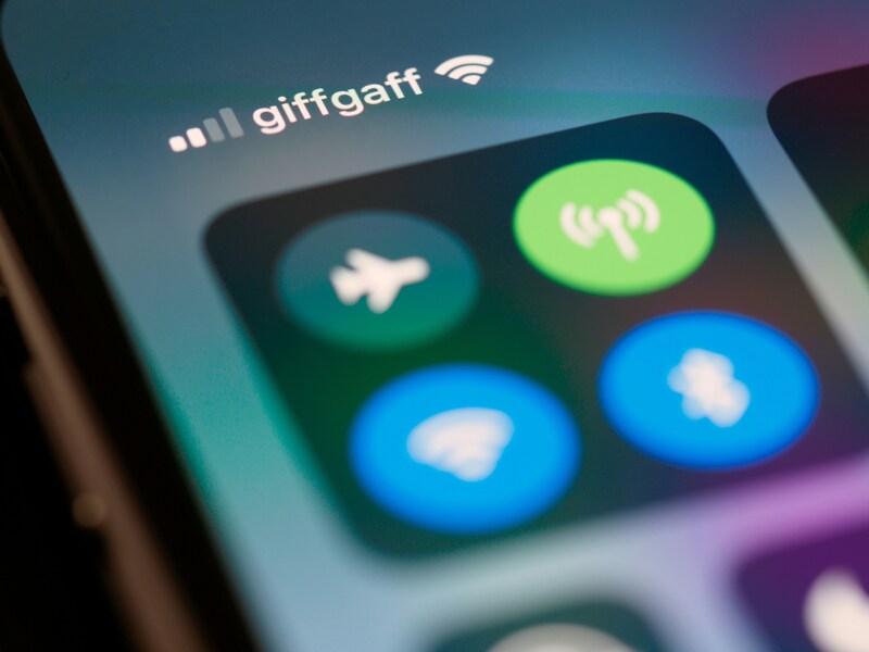how to share wifi password