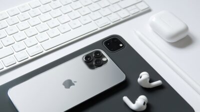 how to add airpods to find my iphone