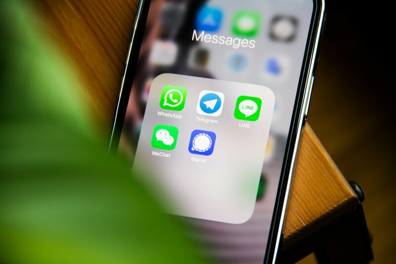 How to stop spam texts iPhone? 