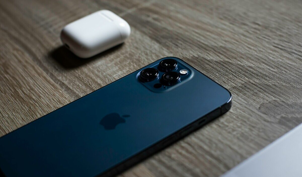 how to sync iphone to mac