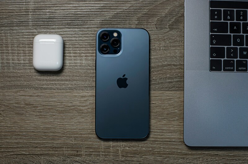 How to sync iPhone to Mac? 