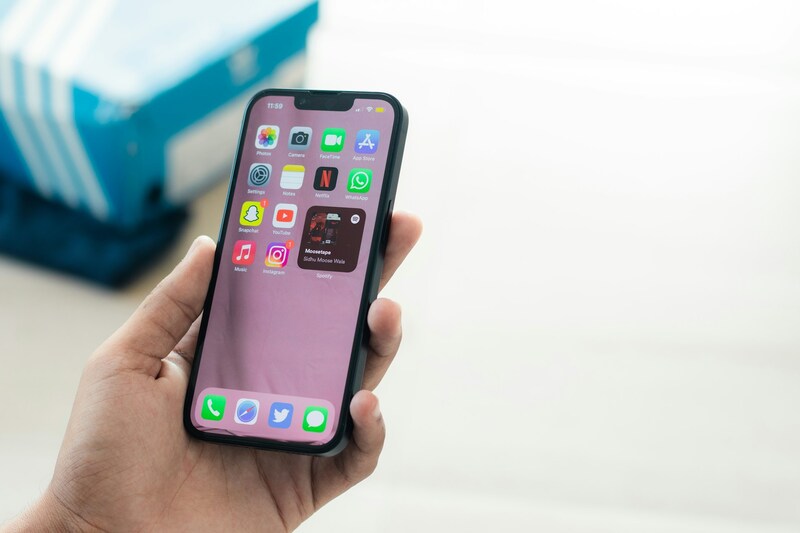 How to change language on iPhone guide
