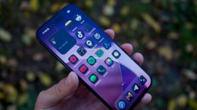 how to change language on iphone