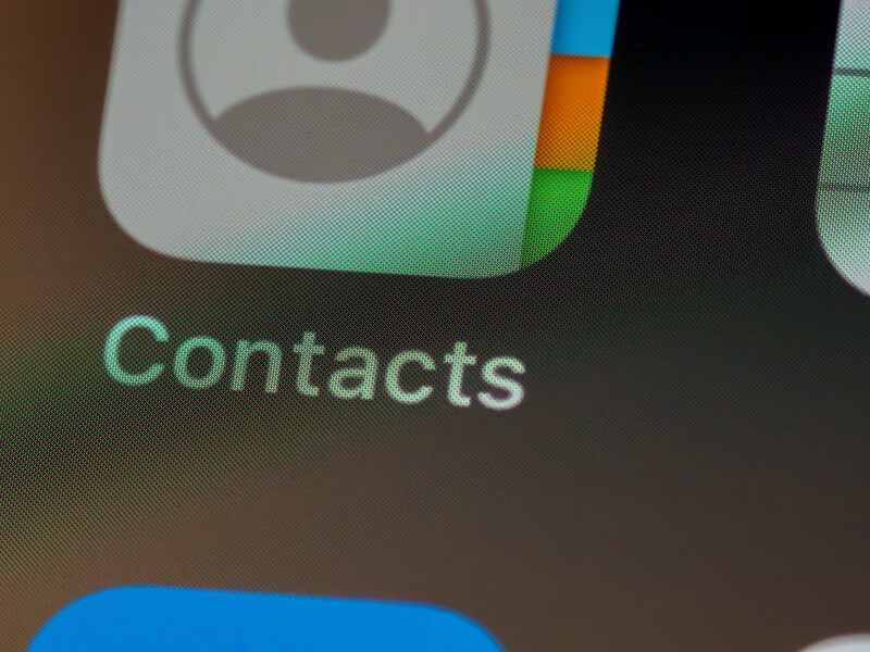 How to combine contacts on iPhone guide