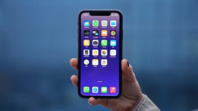 how to make iphone black and white