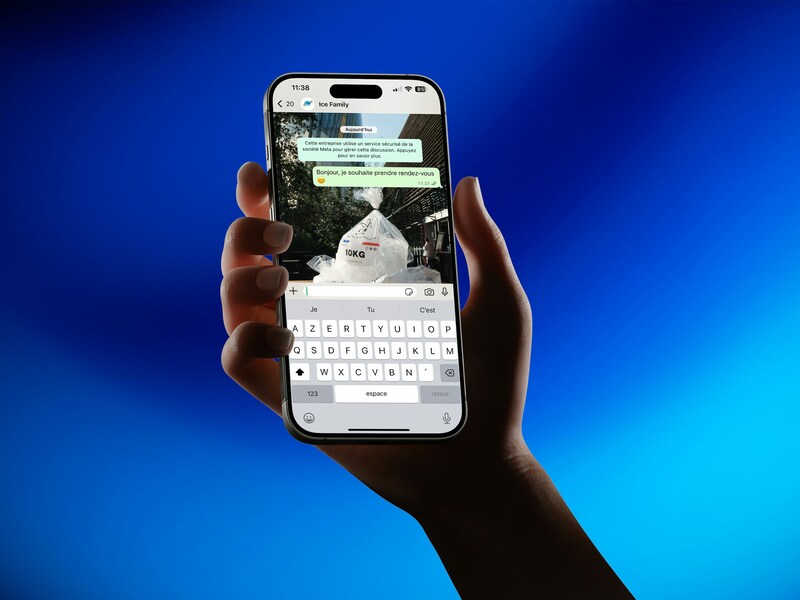 how to make keyboard bigger on iphone