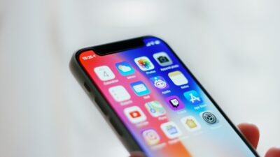 how to organize apps on iphone