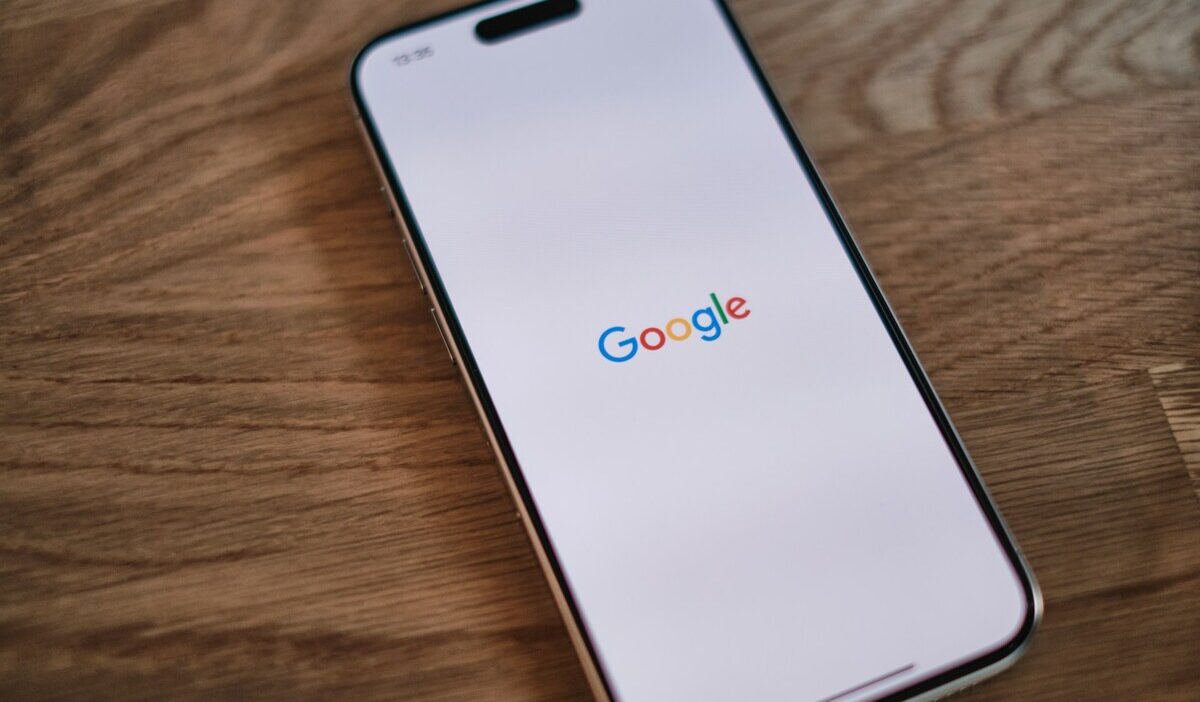 how to save a google doc to files on iphone