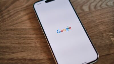how to save a google doc to files on iphone