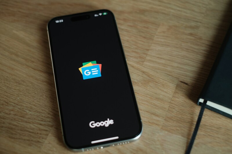 How to save a Google Docs to files on iPhone guide