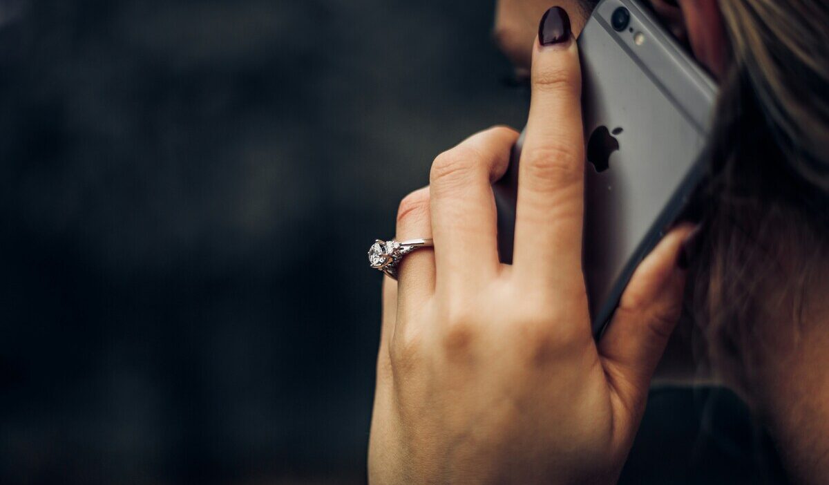 how to transfer esim from one iphone to another