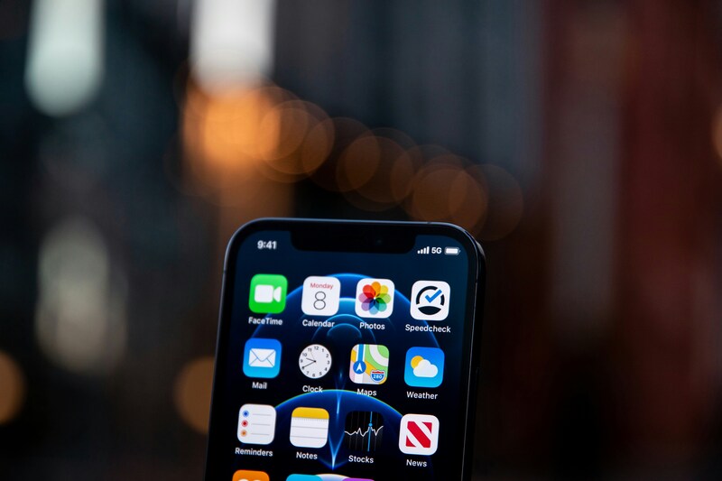 how to transfer esim from one iphone to another